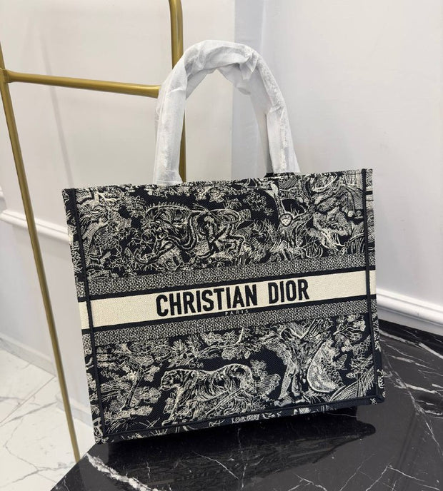 DIOR-TOTE