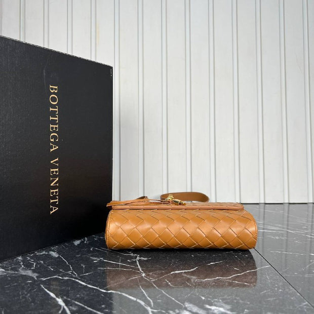 BOTTEGA VENETA- Wallet&nbsp;&nbsp;Large Flap