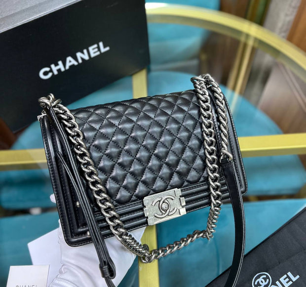 CHANEL-BAG BOY MEDIUM