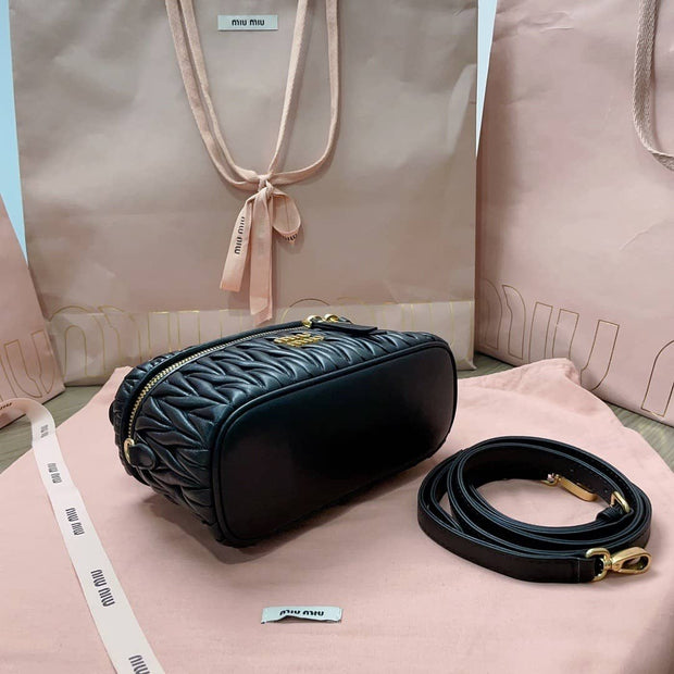 BORSA IN NAPPA MATELASSÈ-MIU MIU